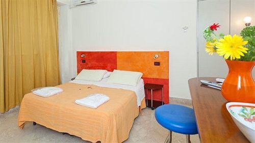 Hotel Rainbow Palerme Extérieur photo