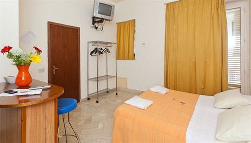 Hotel Rainbow Palerme Extérieur photo